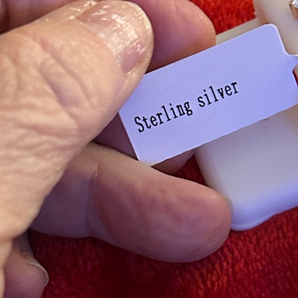 Luxury Moissanite Diamond rose gold stud earrings - Picture 5 of 5